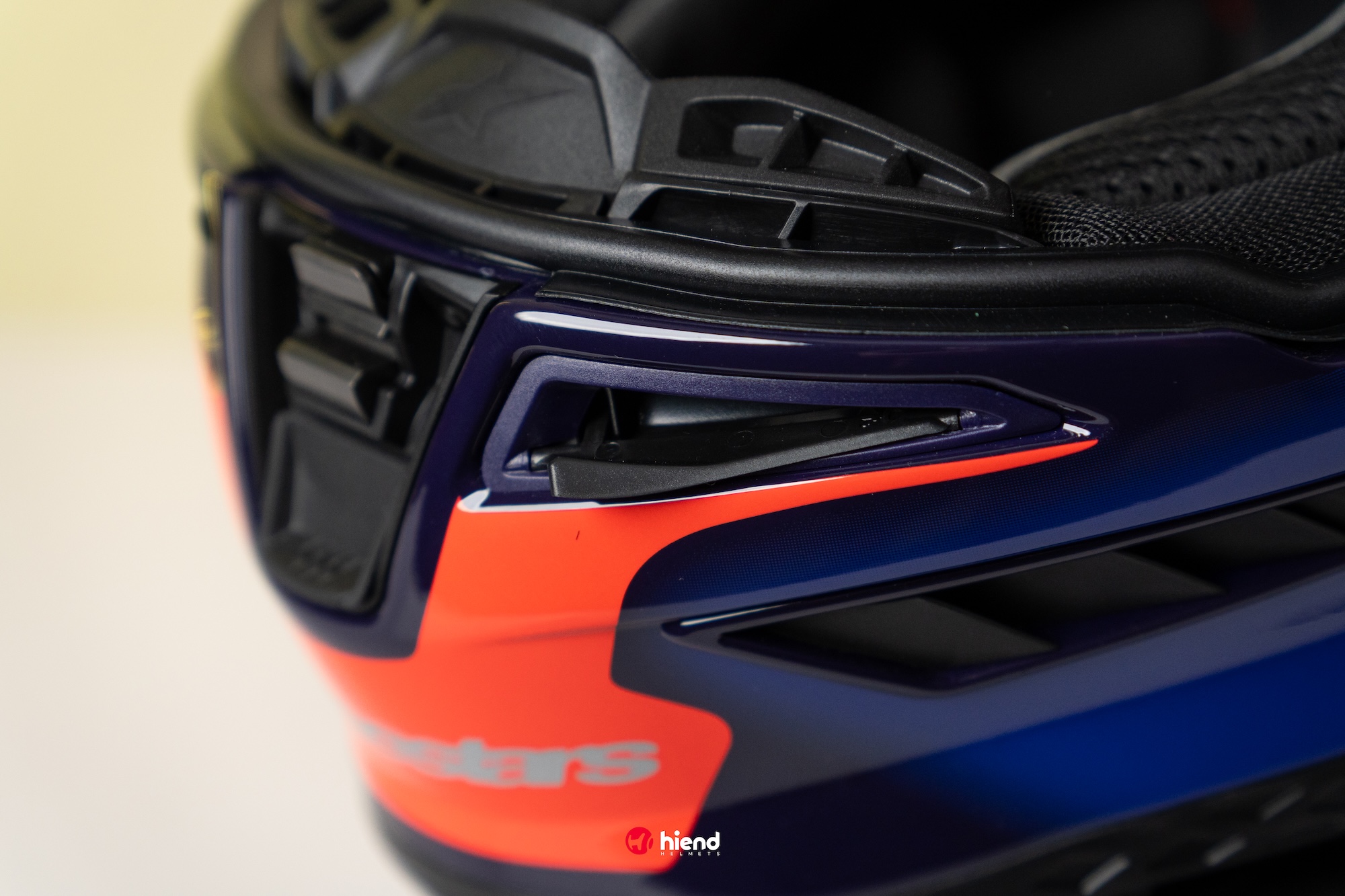 Hi End Helmets